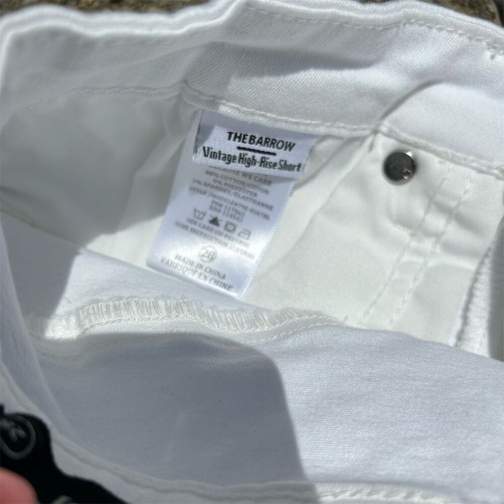 Blank NYC - THE BARROW Denim Shorts white Women's Size 28 Raw Hem - Picture 6 of 7